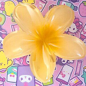 Yellow Flower Claw Clip Glossy Hair Accessory Lily 2 INCHES Gyaru Aesthetic